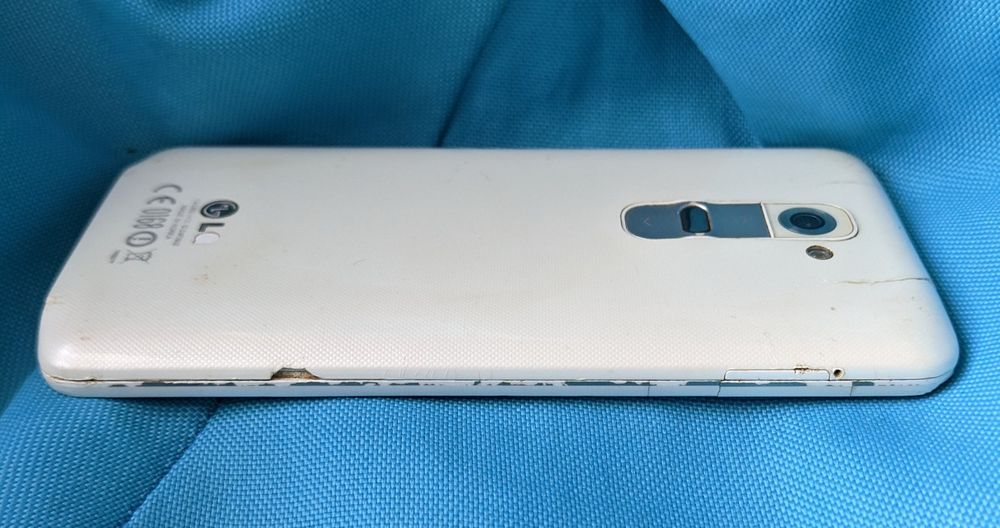 Смартфон LG G2 D802