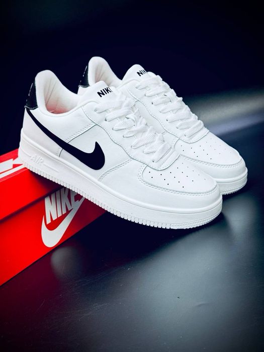 Кросовки мужские найк найки на лето белые кожаные красовки nike Nike топ качество красавки найк лето стильные красивки найк