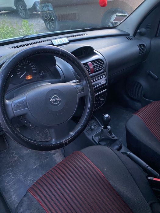 Opel Combo 2009 року