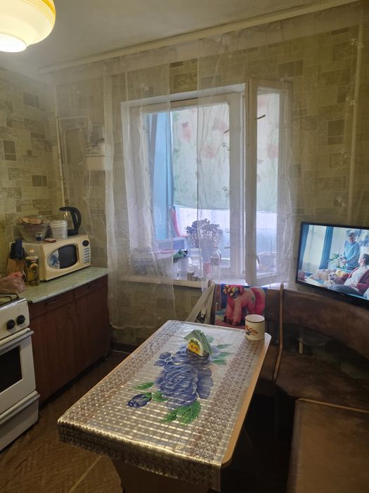 ПРОДАМ4 комн.на 1м занасипе
