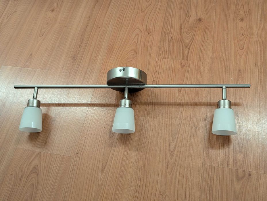 Conjunto 2 candeeiros teto IKEA Basisk com lâmpadas