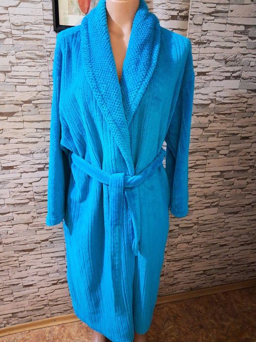 ХАЛАТЫ для Дам- флисовые и махровые.