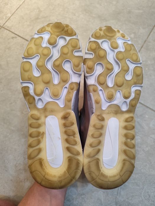 Кросівки Nike air Max 270 React