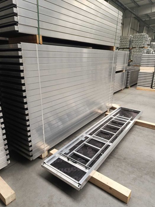 Rusztowanie Plettac 60m2 podesty drewniane NOWE TANIO 5800 BRUTTO
