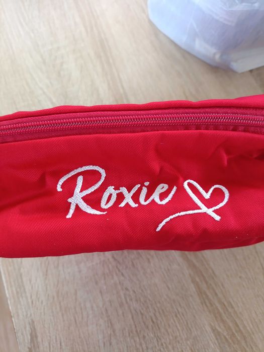 Kosmetyczka Roxie.