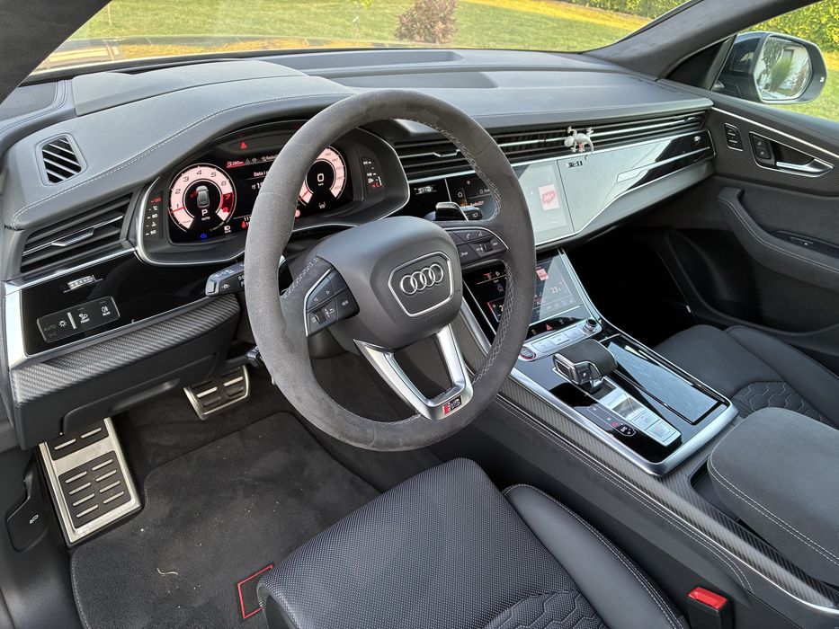 Auto do ślubu Audi RS Q8 Performance