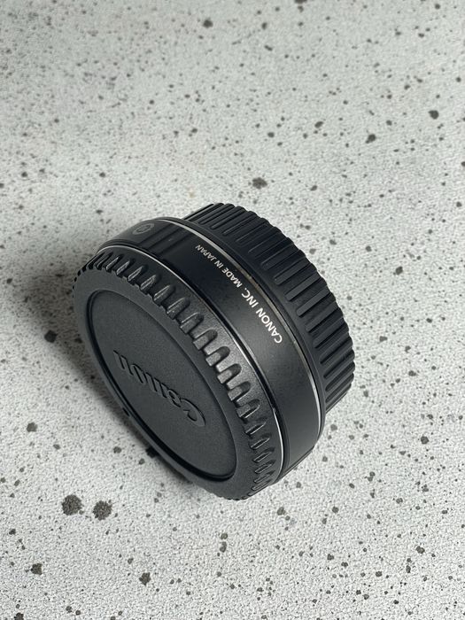 Вживаний макроадаптер Canon Extension Tube EF12 II - для макрозйомки