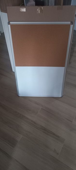 Tablica korkowa magnetyczna