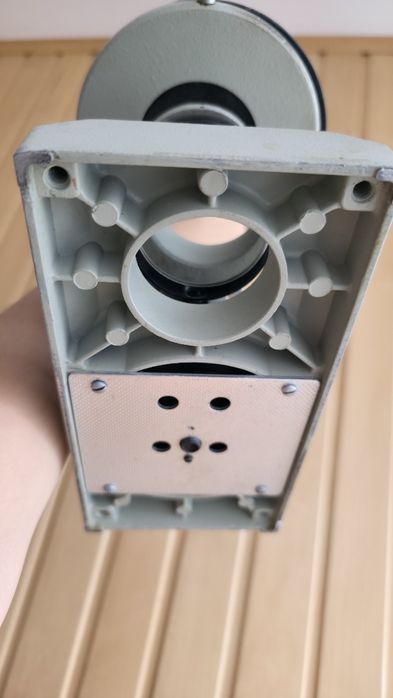 Продаю мікроскоп монокулярний