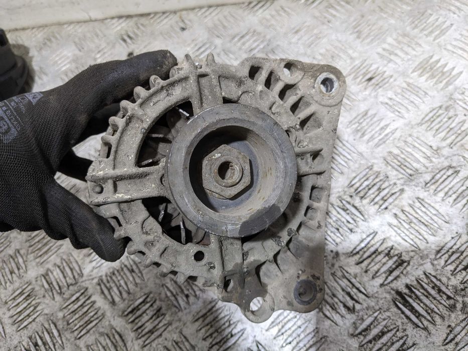 VW Volkswagen Golf IV Bora Seat Leon I Skoda Octavia I 1.4 B Alternator