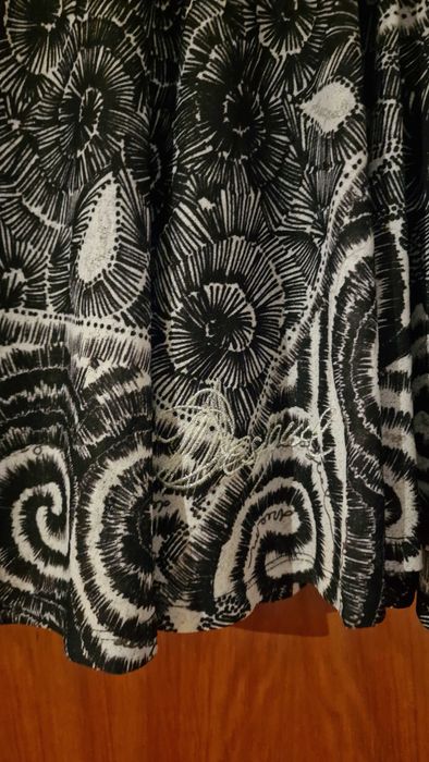 Saia Lindíssima Desigual