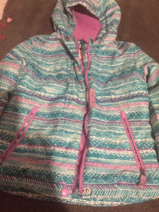 kurteczka dla dziewczynki na 4 lata + dwie sukieneczki gratis