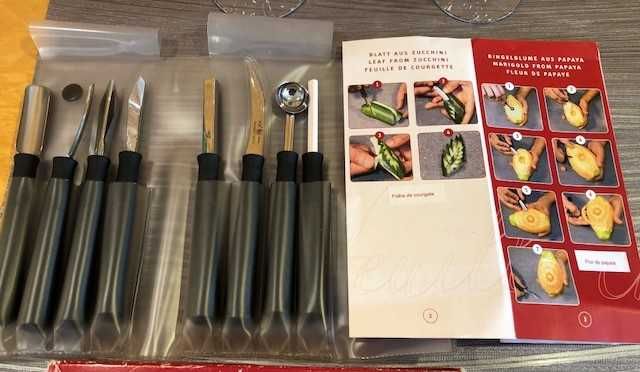 conjunto de copos, garrafas em vidro ou cristal e utilidades tudo novo com 50% de desconto