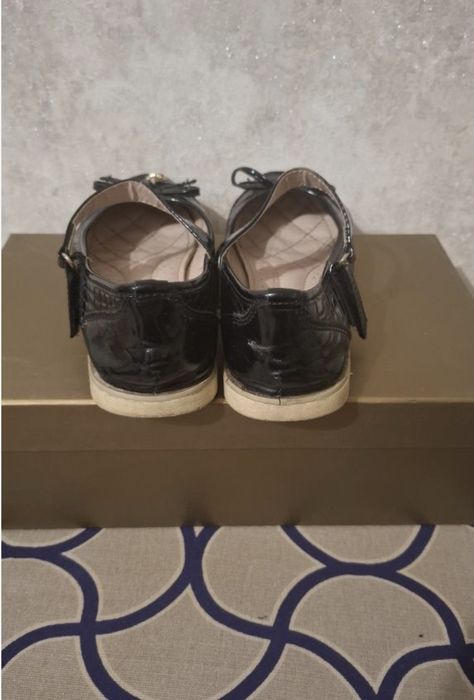 Безкоштовно Туфлі дівчинці 32-33р
