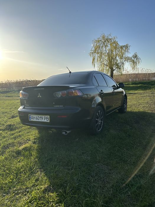 Продам Митсубиси Лансер 10