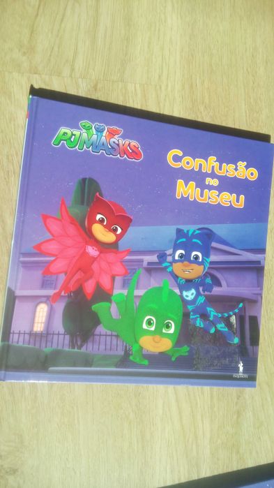 Conjonto de livros PJ masks
