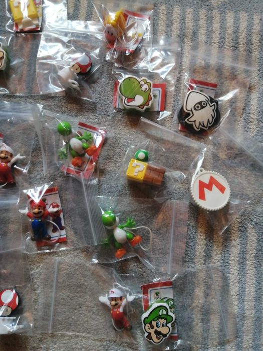 Bonecos super Mário Kinder surpresa