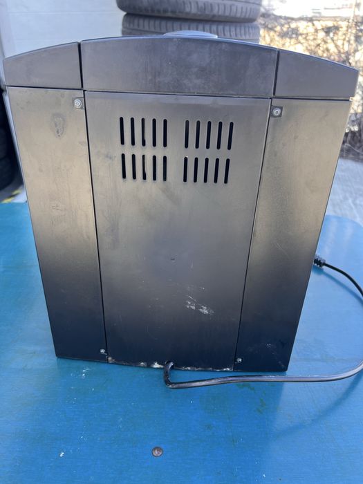 Кавомашина AEG CaFamosa