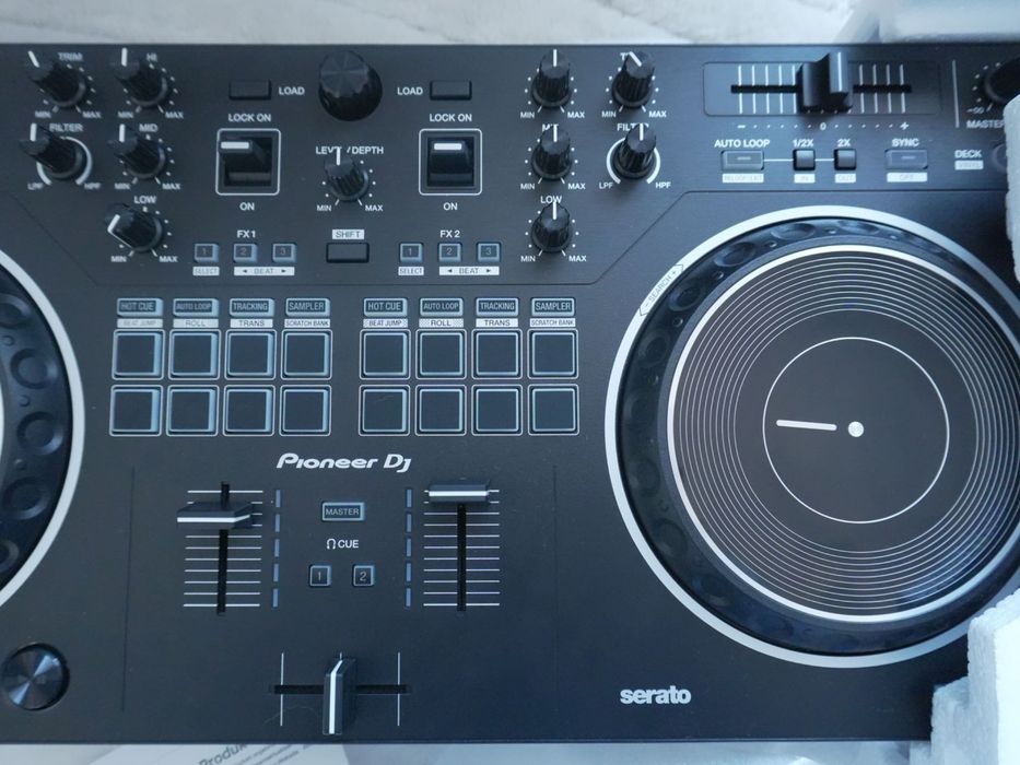 Pioneer DDJ-REV1 / стан нового / 2 тижні з покупки