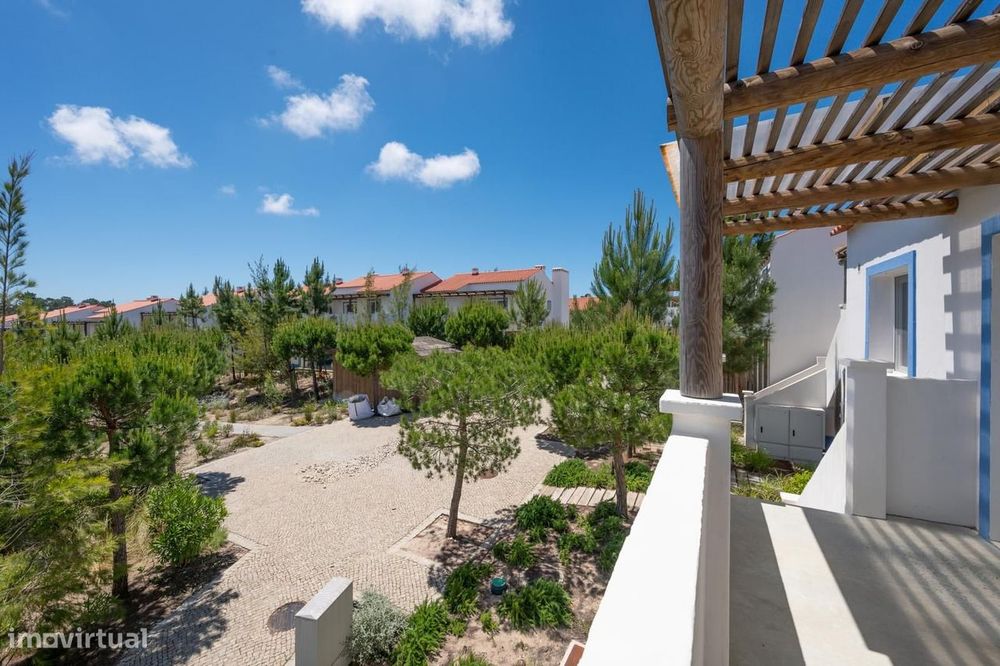 Apartamento T2 com jardim, Carvalhal, Grandola