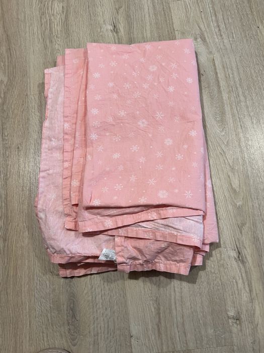 Две простыни новые 100% хлопок розовые новогодние 160*240