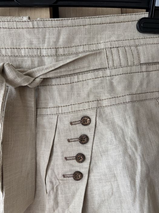 Нова лляна спілниця для дівчинки