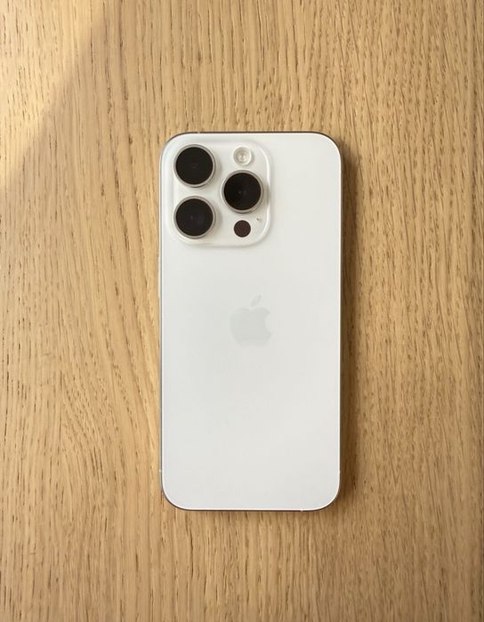Iphone 15 pro max 256gb branco