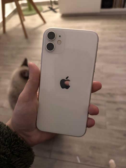 iPhone 11 em muito bom estado