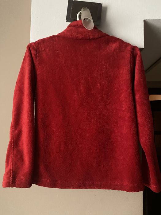 Czerowna miękka bluza