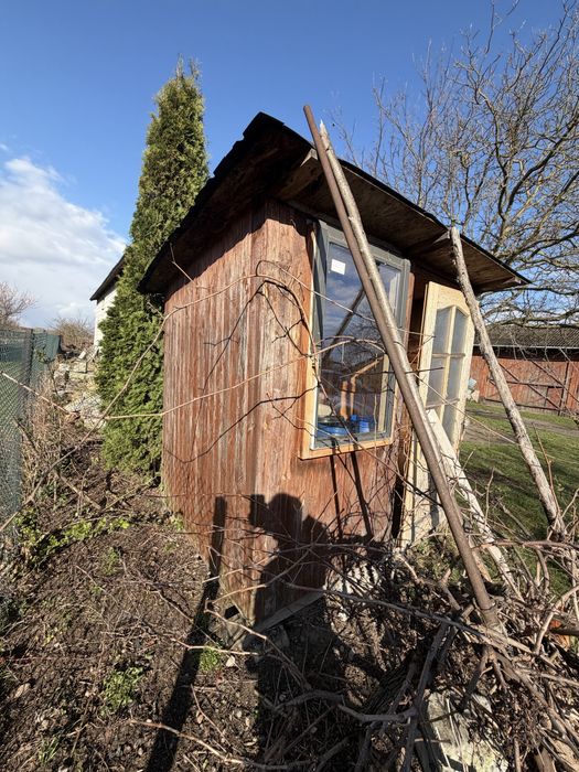 Sprzedam drewnianą budke