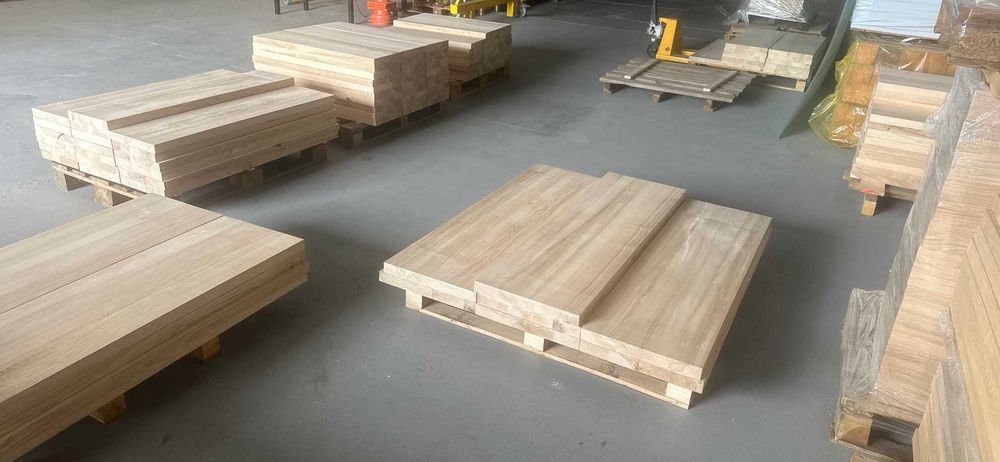 Stopnie lite jesionowe 900 x 300 x 42 mm
