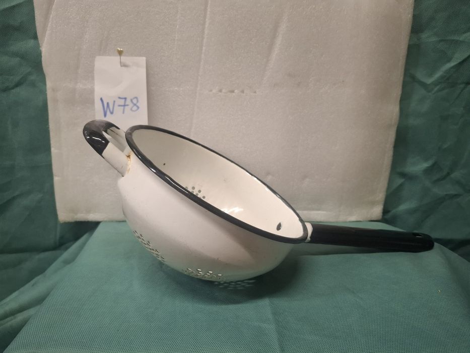 Durszlak emaliowany prl