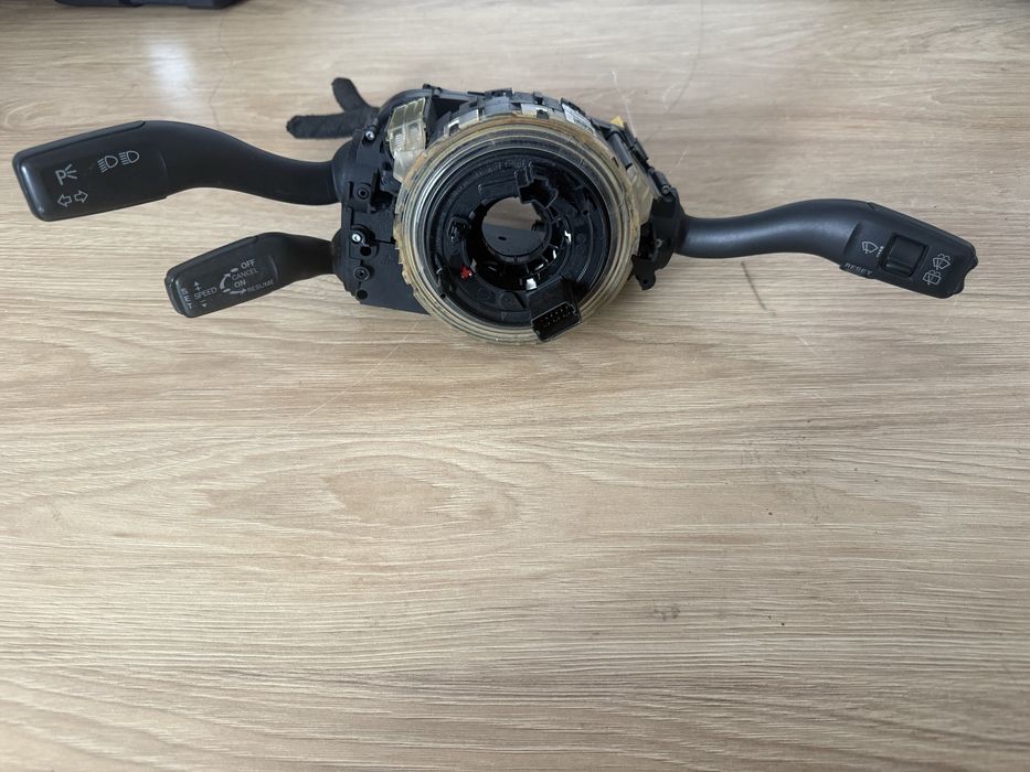 Manetki, przelacznik zespolony, tasma Audi Q7 4L tempomat