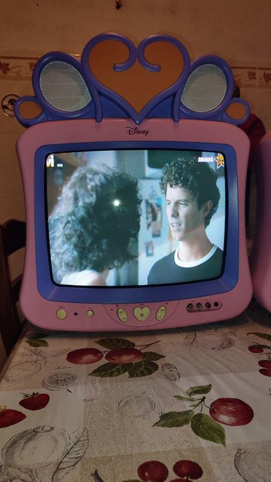 2 TV Retro Disney Princess – Raridade!
