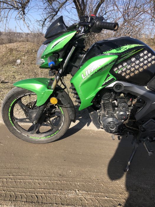 Продам Лифан КП200 без торга