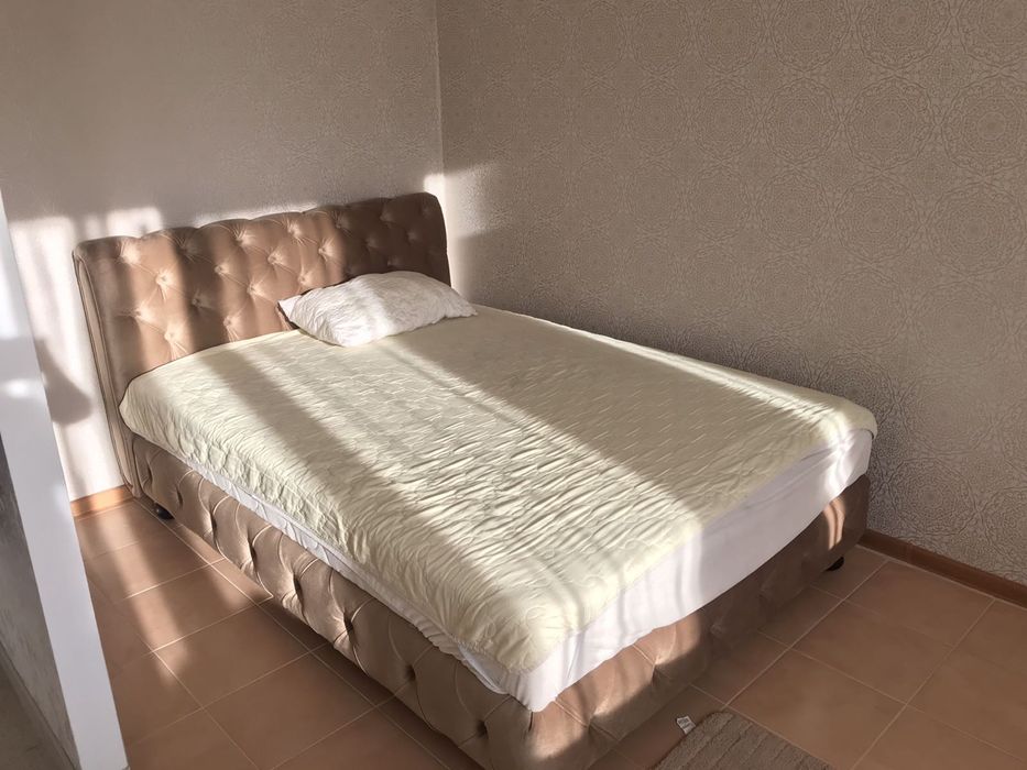 Киев Посут 1 к кв Киев 700 пр Лобанов Амосова  ЖД вокзал НАДіЯ клиника