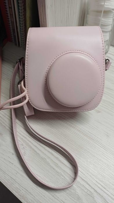 Фотоапарат instax mini 12