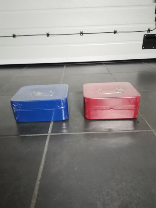 Caixa metálica para dinheiro, fechadura, 2 chaves