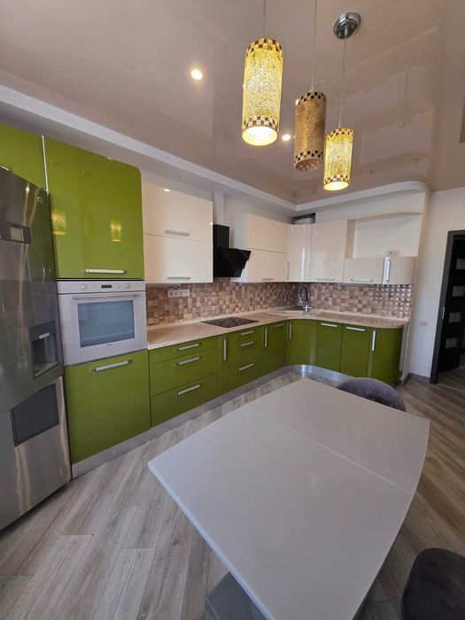 продажа 3к квартиры современный ремонт мебель и техника - View 3