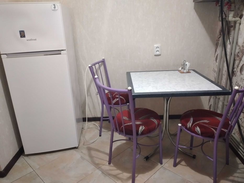 1 кімн. кварт., центр, пр.Свободи. поруч санаторії, парк, річка