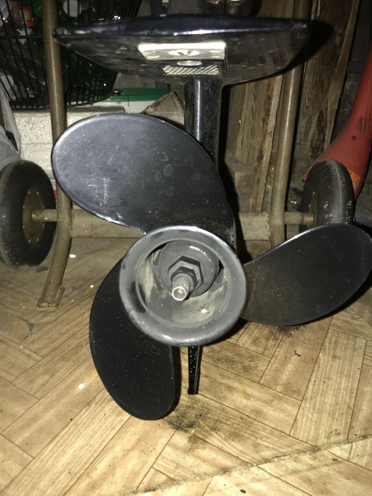 Лодочний двигун Mercury 15M