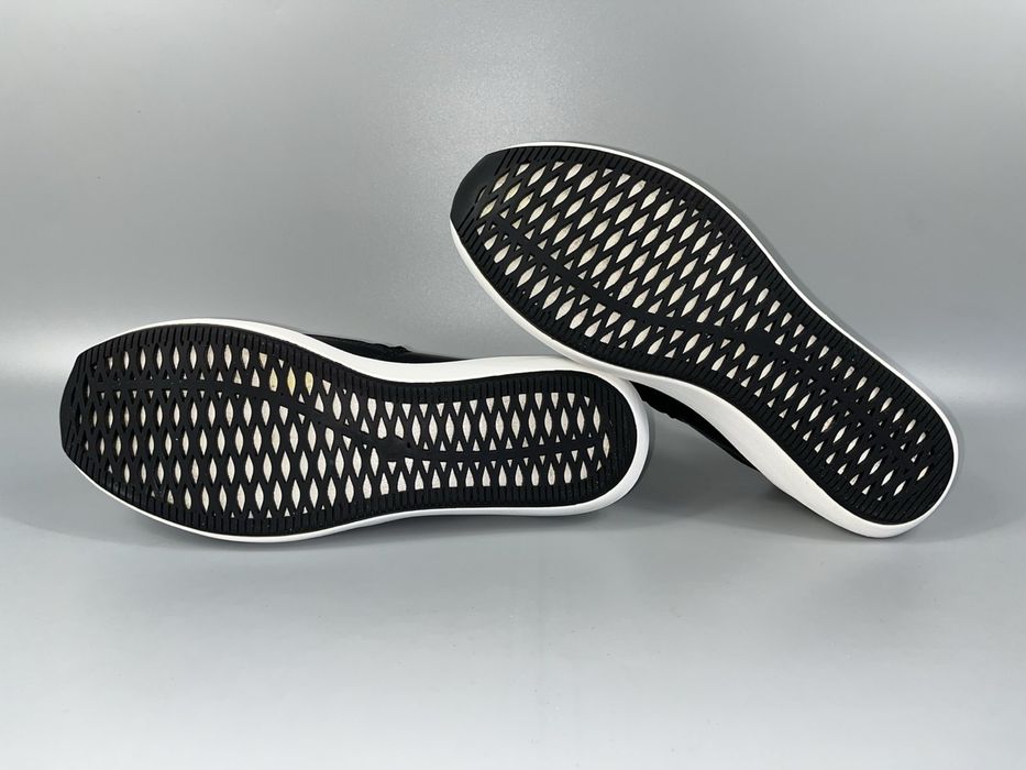 Кроссовки Clarks 41 размер (по стельке 26 см)