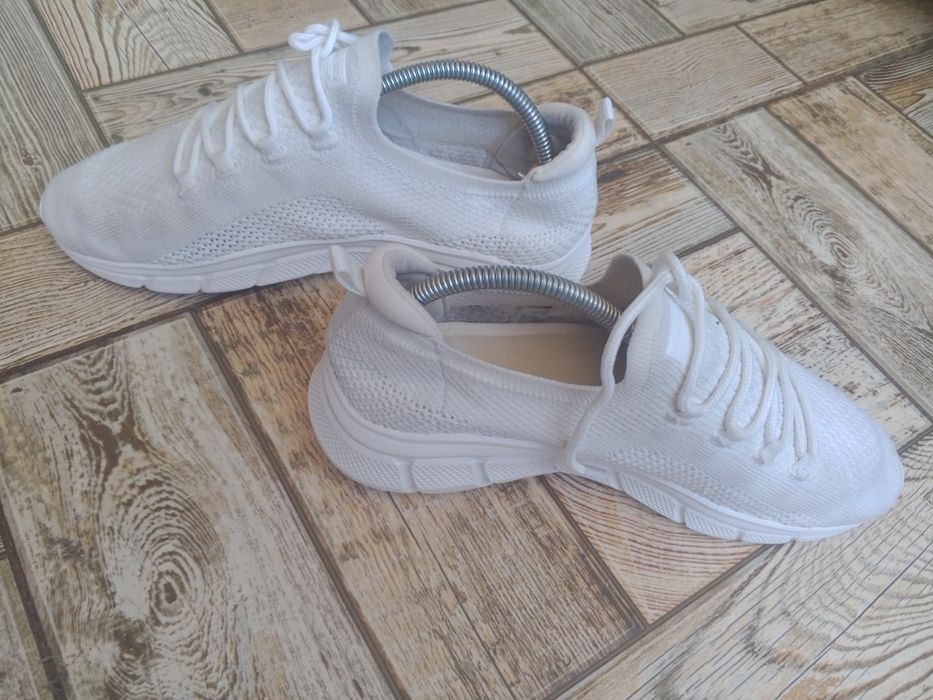 Sketchers  оригінальні кросівки