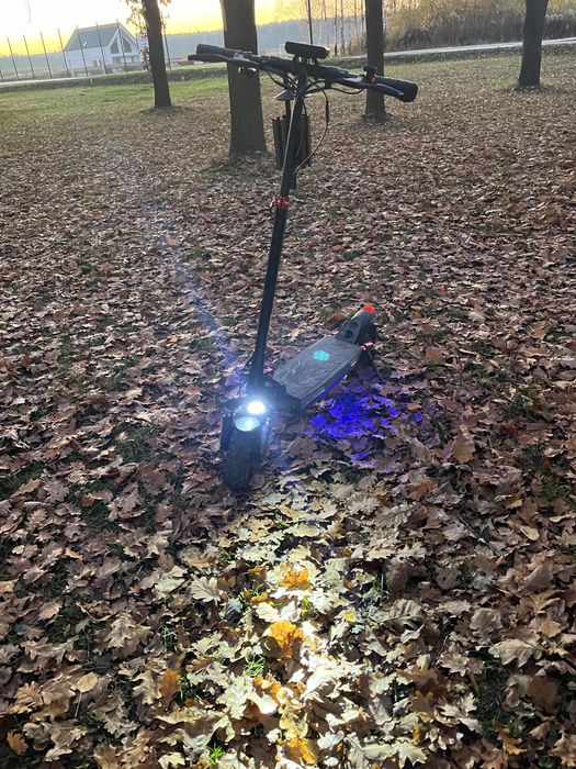 hulajnoga elektryczna iscooter