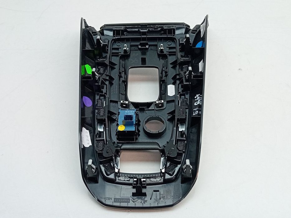 Moldura da consola central / rádio / aro PEUGEOT 308 SW II Van (LC_)