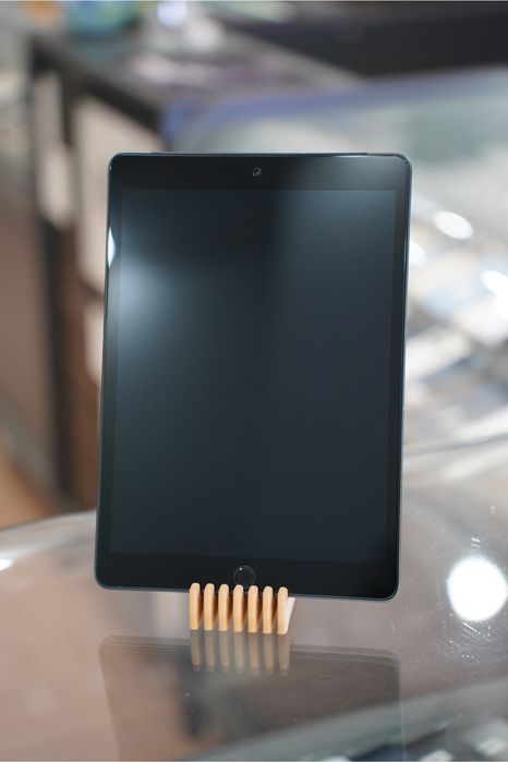 IPad 8 2020 32GB Space Lte
