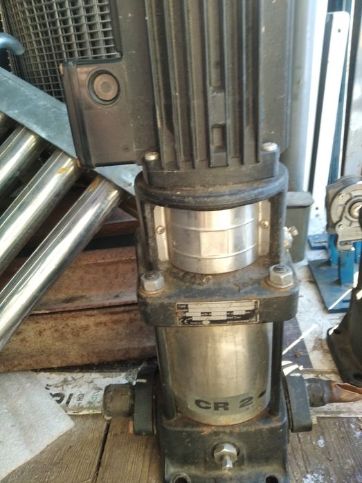 Насос  Grundfos.