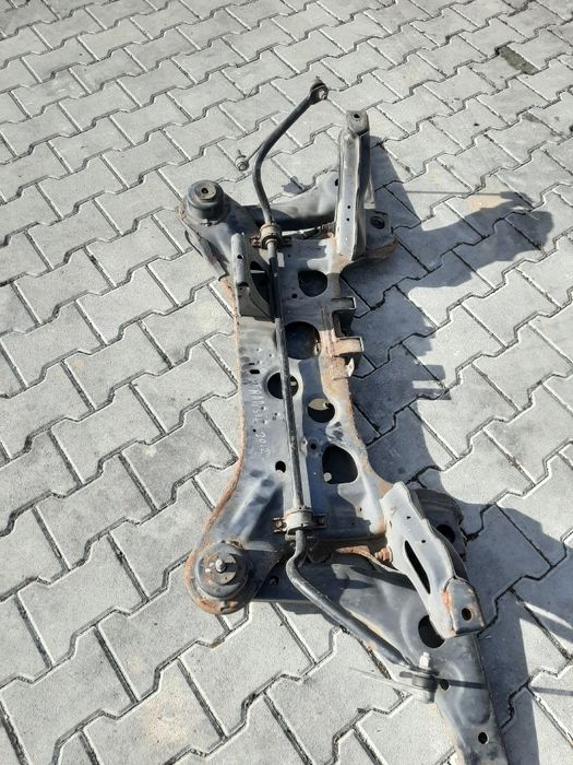 Передній підрамник  ford transit