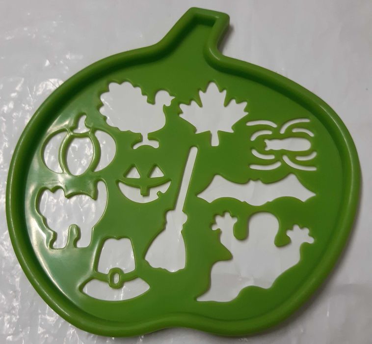 Conjunto de 6 réguas com figuras e letras para decalcar