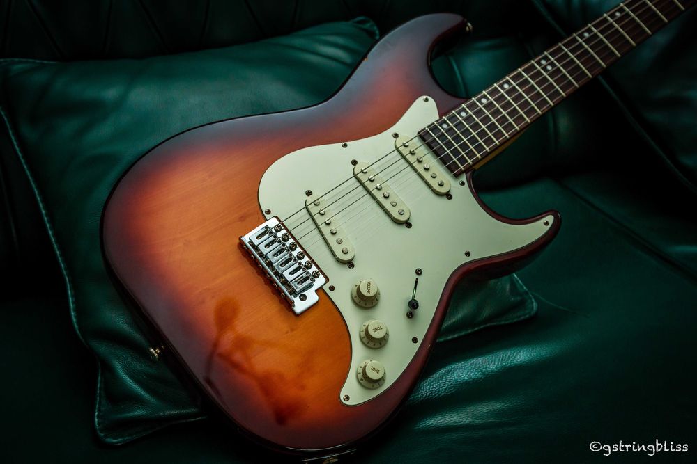 Guitarra electrica Modded Greg Bennett Malibu Signature Series MB1